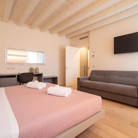 Calcirelli Suites Верона Екстер'єр фото